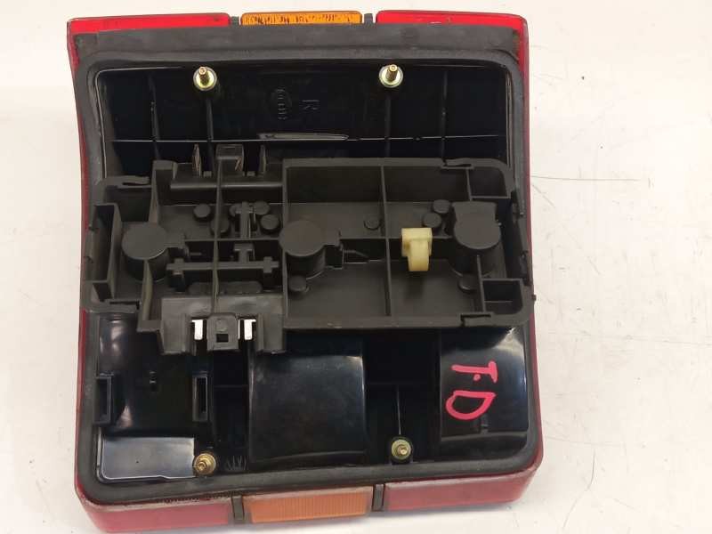 Recambio de piloto trasero derecho para seat ibiza disco referencia OEM IAM SE021934006A  