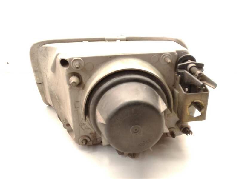 Recambio de faro derecho para renault rapid/express (f40) 1.9 diesel referencia OEM IAM 7700811984D  