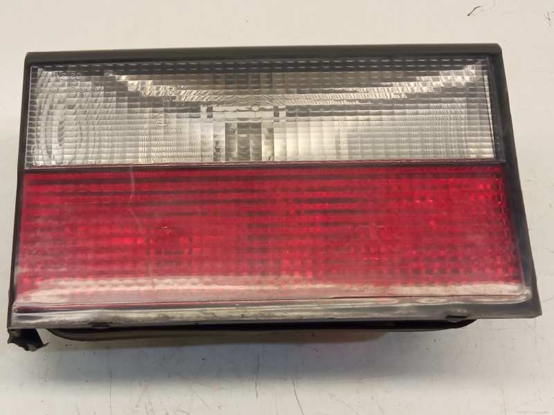 Recambio de piloto trasero izquierdo porton para citroen xantia berlina 2.0 hdi 90/110 attraction referencia OEM IAM   