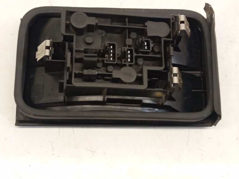 Recambio de piloto trasero derecho porton para citroen xantia berlina 2.0 hdi 90/110 attraction referencia OEM IAM 22240234  