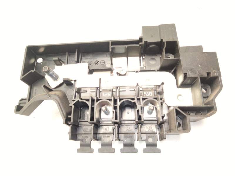 Recambio de fusible bateria para mercedes-benz gla (h247) gla 200 (247.787) referencia OEM IAM A1775404307  