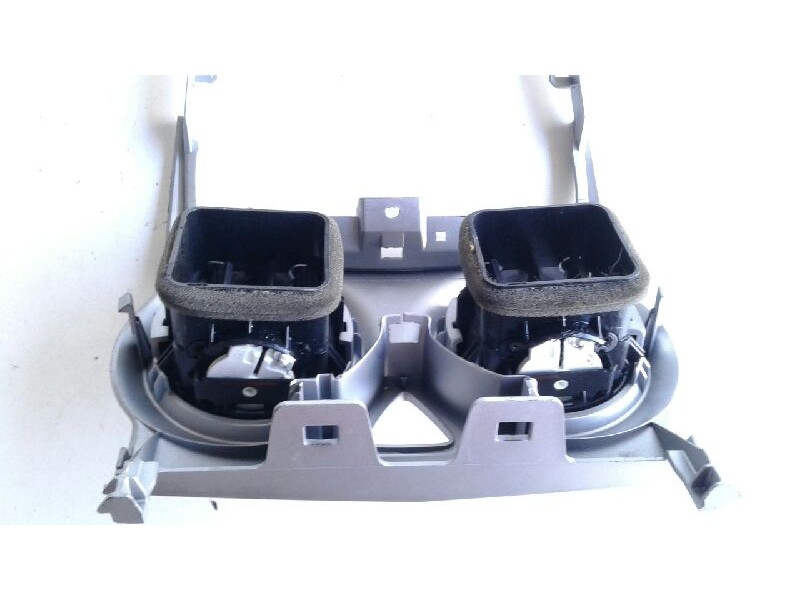 Recambio de aireador central para opel corsa d selective referencia OEM IAM 460029937  