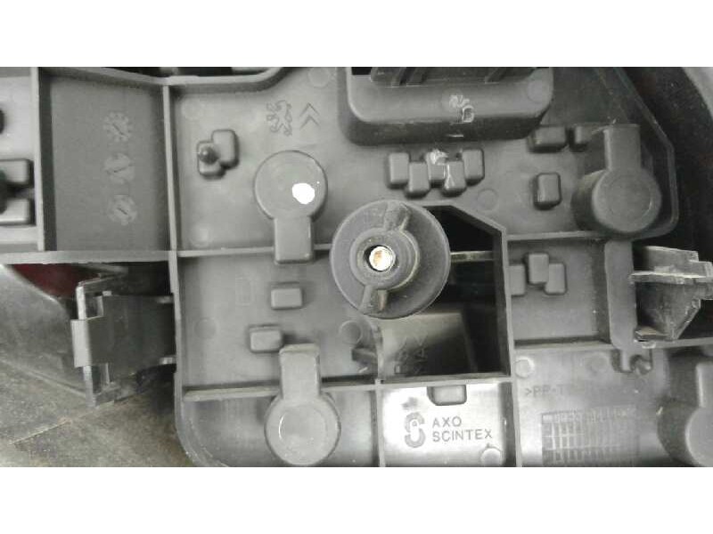 Recambio de piloto trasero derecho para citroen xsara berlina 1.6i 16v exclusive referencia OEM IAM   