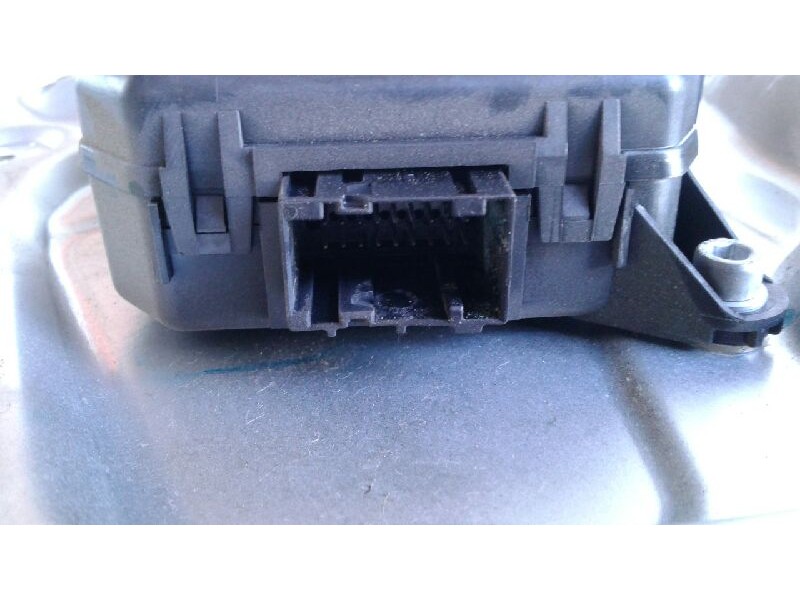 Recambio de elevalunas delantero derecho para fiat stilo (192) 1.9 jtd / 1.9 jtd 115 active referencia OEM IAM 46784224  