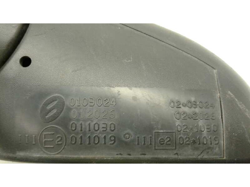 Recambio de retrovisor izquierdo para citroen c3 1.4 16v sensodrive sx plus referencia OEM IAM 0103024  