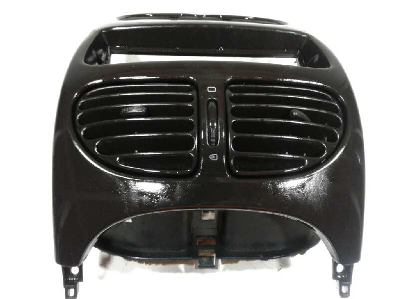 Recambio de aireador central para peugeot 206 berlina xt referencia OEM IAM   