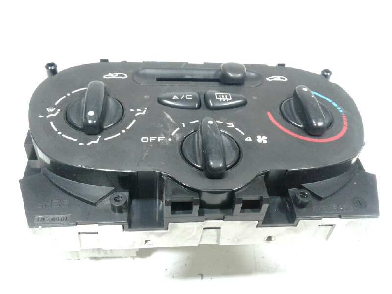 Recambio de mando climatizador para peugeot 206 berlina xt referencia OEM IAM 85858  