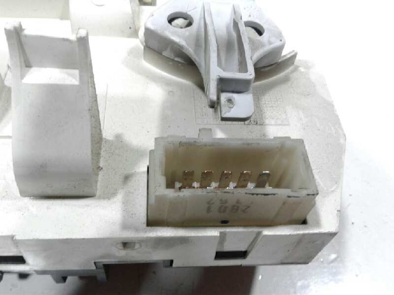 Recambio de mando climatizador para peugeot 206 berlina xt referencia OEM IAM 85858  