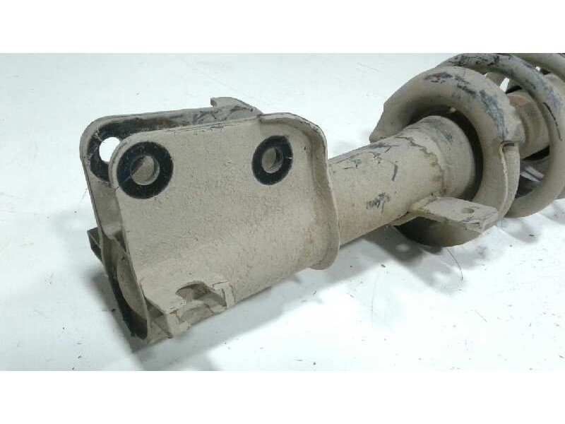Recambio de amortiguador delantero derecho para renault trafic combi (ab 4.01) 2.0 dci diesel fap cat referencia OEM IAM 8200728