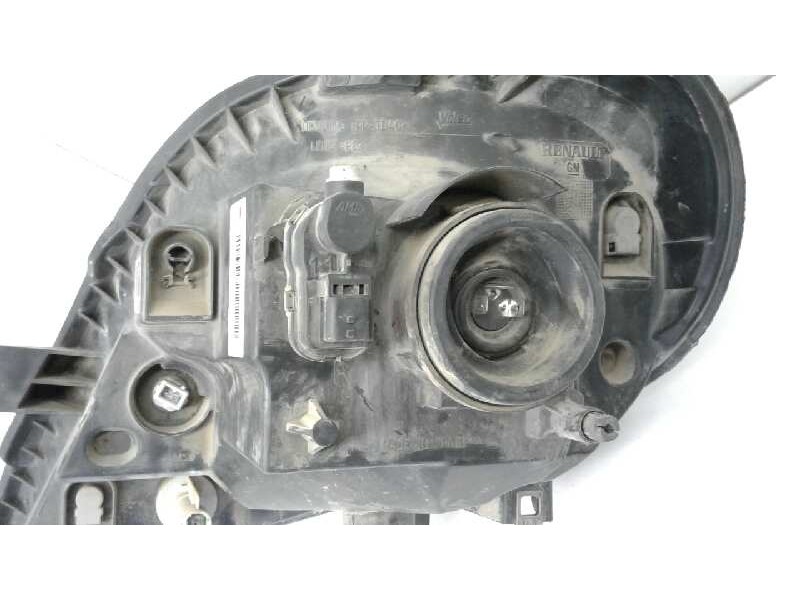 Recambio de faro derecho para renault trafic combi (ab 4.01) 2.0 dci diesel fap cat referencia OEM IAM   