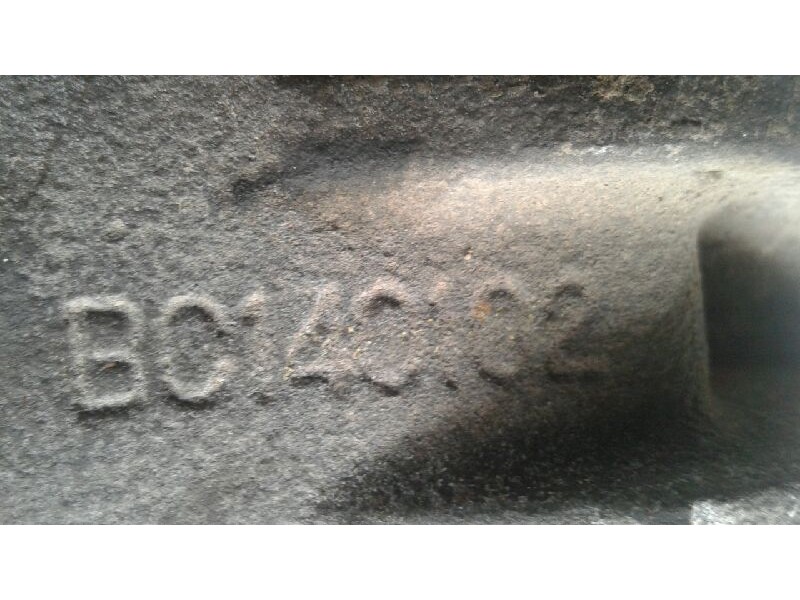 Recambio de pinza freno delantera derecha para hyundai santa fe (bm) 2.2 crdi comfort 4x4 referencia OEM IAM B014002  