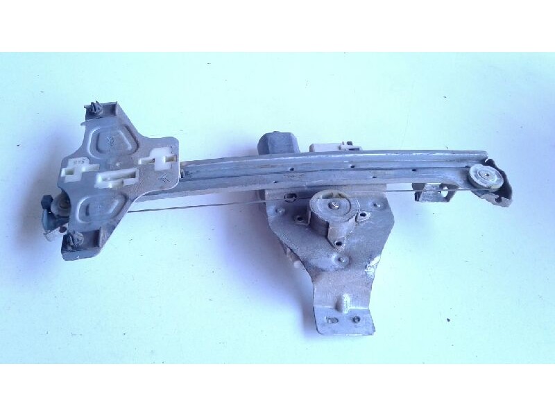 Recambio de elevalunas trasero derecho para citroen c4 berlina vtr plus referencia OEM IAM 922488  