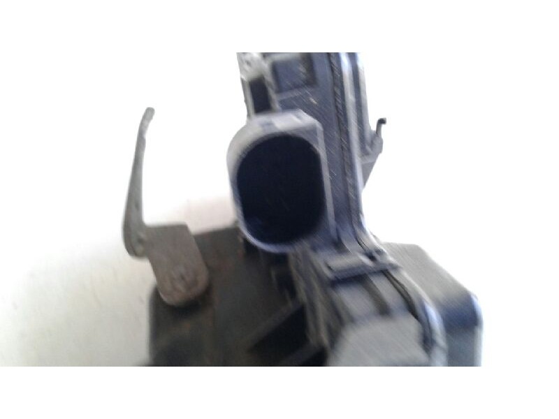 Recambio de cerradura puerta delantera derecha para bmw serie 3 berlina (e46) 320d referencia OEM IAM   