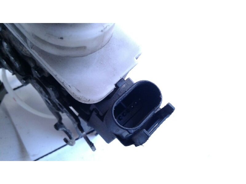 Recambio de cerradura puerta delantera derecha para renault kangoo (f/kc0) authentique 4x4 referencia OEM IAM 7701046800  