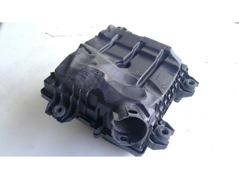 Recambio de caja filtro de aire para nissan primastar (x..) kasten l1h1 2.7t referencia OEM IAM   