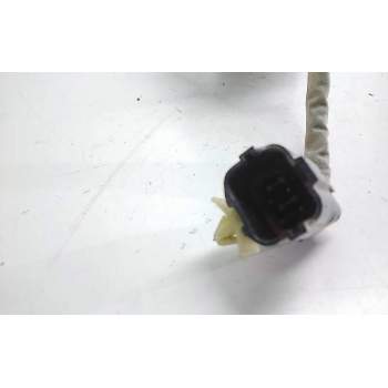 Recambio de cerradura puerta delantera derecha para kia sorento 2.5 crdi active referencia OEM IAM 813203E010  