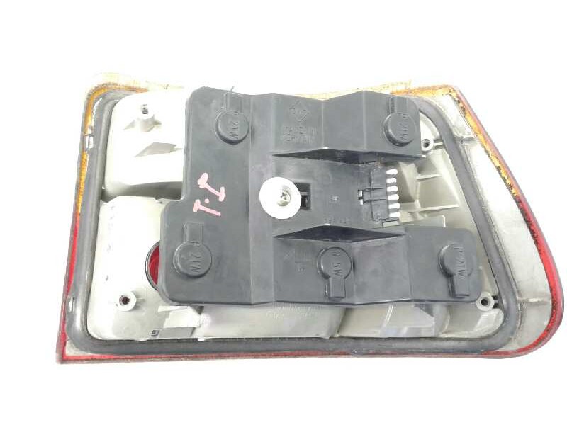 Recambio de piloto trasero izquierdo para opel astra f berlina básico referencia OEM IAM 1223977  