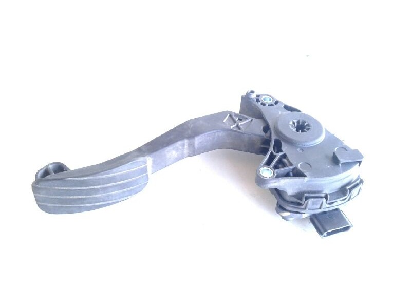 Recambio de pedal acelerador para opel movano b pritsche/kipper/koffer 2.3 cdti referencia OEM IAM 180101626R  