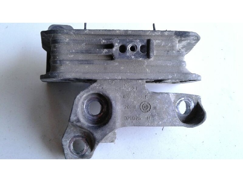 Recambio de soporte motor derecho superior para opel movano b pritsche/kipper/koffer 2.3 cdti referencia OEM IAM 112108180  