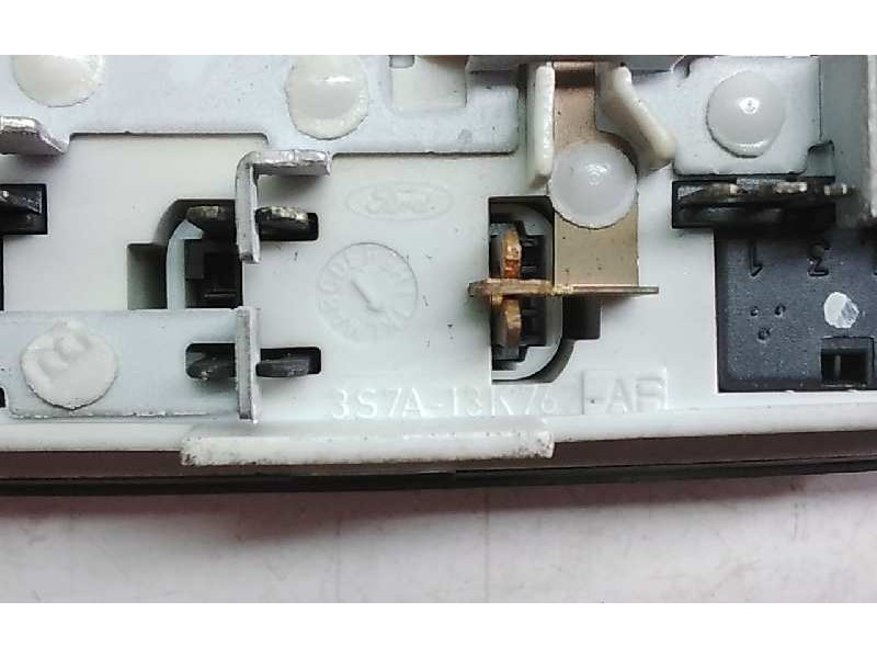 Recambio de luz interior para ford focus c-max (cap) ambiente (d) referencia OEM IAM 3S7A13K76  
