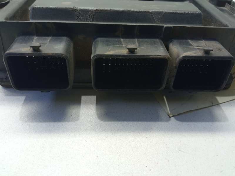 Recambio de centralita motor uce para renault clio ii fase ii (b/cb0) community referencia OEM IAM   