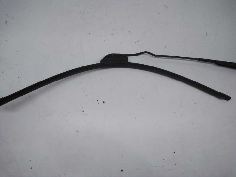 Recambio de brazo limpia delantero izquierdo para chrysler voyager (rg) 2.8 crd grand voyager limited referencia OEM IAM 0471736