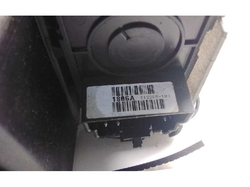 Recambio de mando luces para chrysler voyager (rg) 2.8 crd grand voyager limited referencia OEM IAM 212265103  