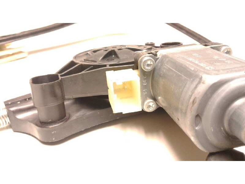 Recambio de elevalunas delantero derecho para volkswagen golf vii lim. 1.6 16v tdi dpf referencia OEM IAM 5G4837462H  