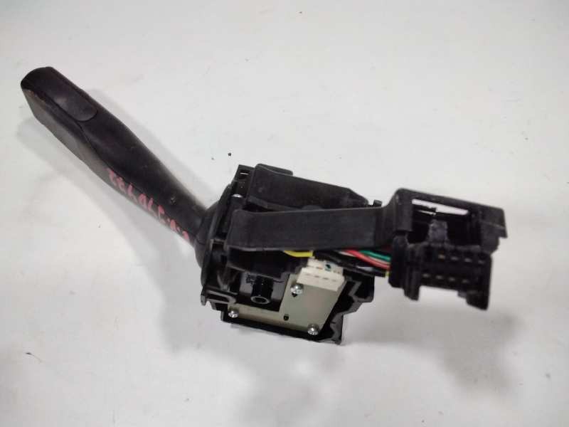 Recambio de mando intermitentes para seat altea (5p1) 1.9 tdi referencia OEM IAM 1K095ET13  