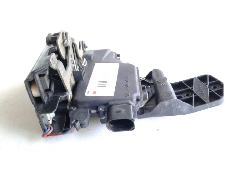 Recambio de cerradura puerta delantera derecha para volkswagen passat variant (3b5) 1.9 tdi referencia OEM IAM   
