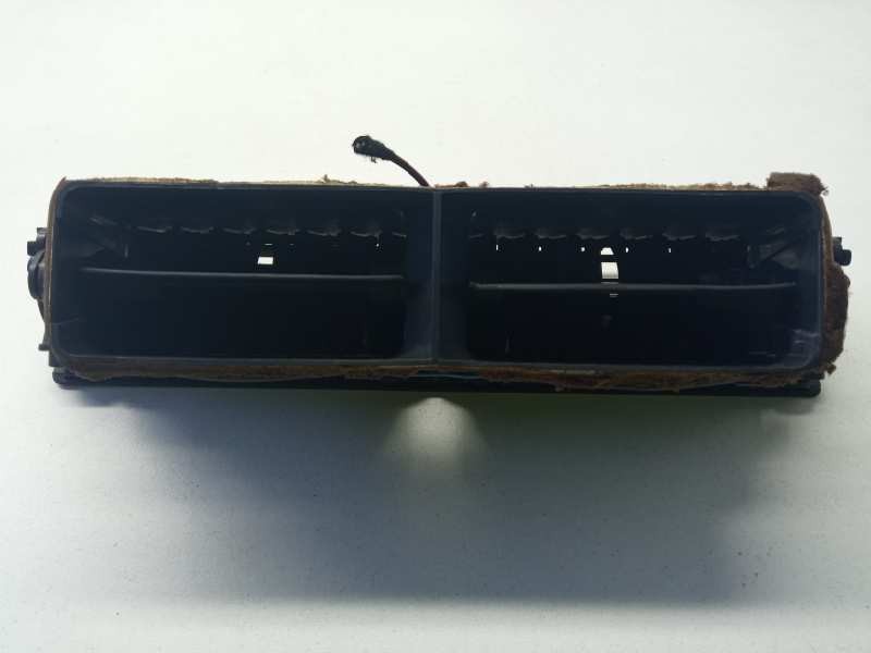 Recambio de aireador central para audi a4 berlina (8e) 2.0 tdi 16v (103kw) referencia OEM IAM 8E0820951H  