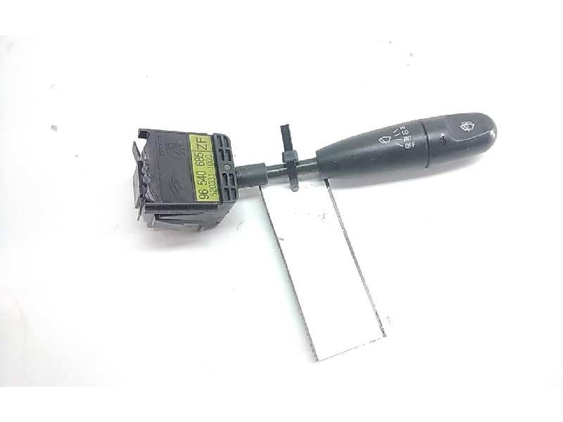 Recambio de mando limpia para chevrolet kalos 1.4 se referencia OEM IAM 96540685  