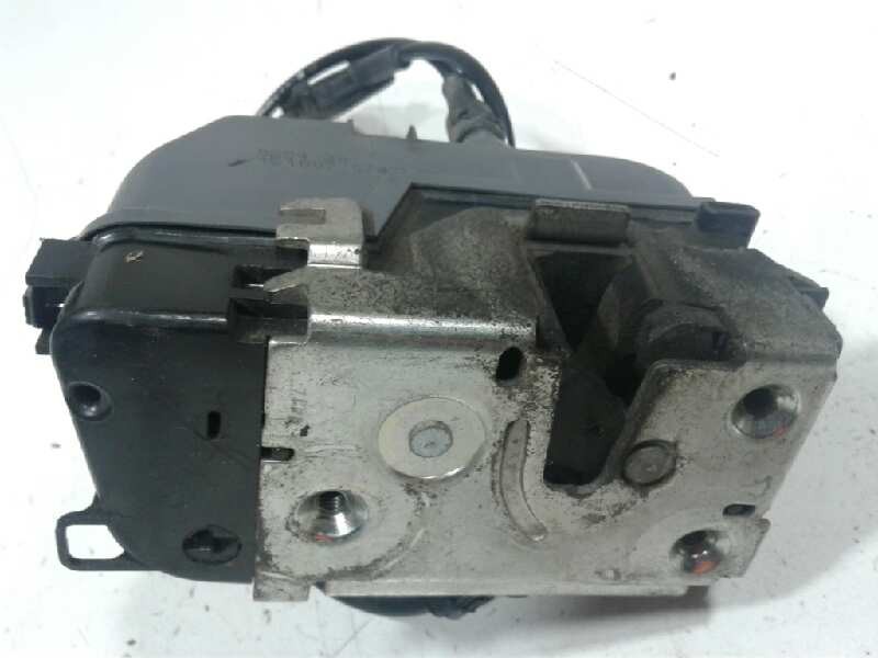 Recambio de cerradura puerta trasera izquierda para renault megane ii berlina 5p confort dynamique referencia OEM IAM 028430  