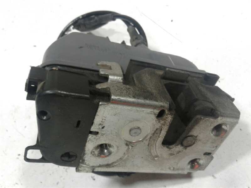 Recambio de cerradura puerta trasera izquierda para renault megane ii berlina 5p confort dynamique referencia OEM IAM 028430  
