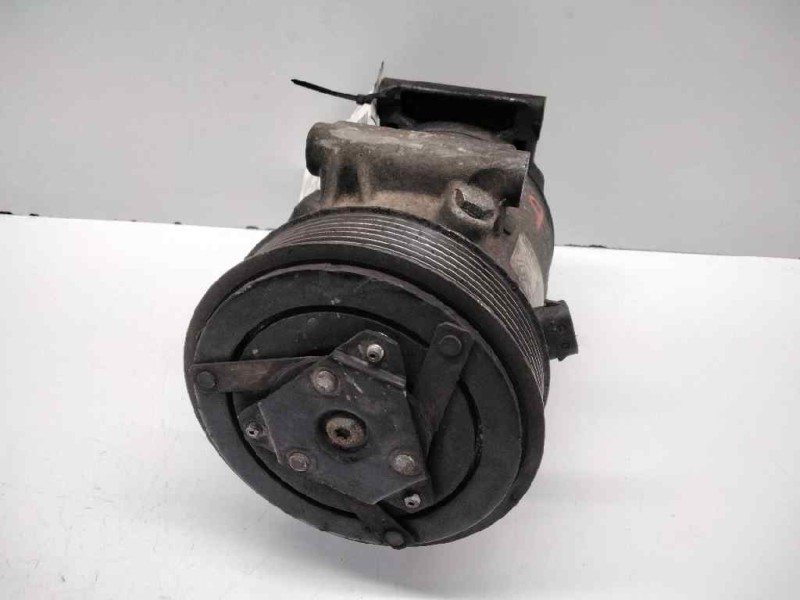 Recambio de compresor aire acondicionado para renault megane ii berlina 5p confort dynamique referencia OEM IAM 8200678499  