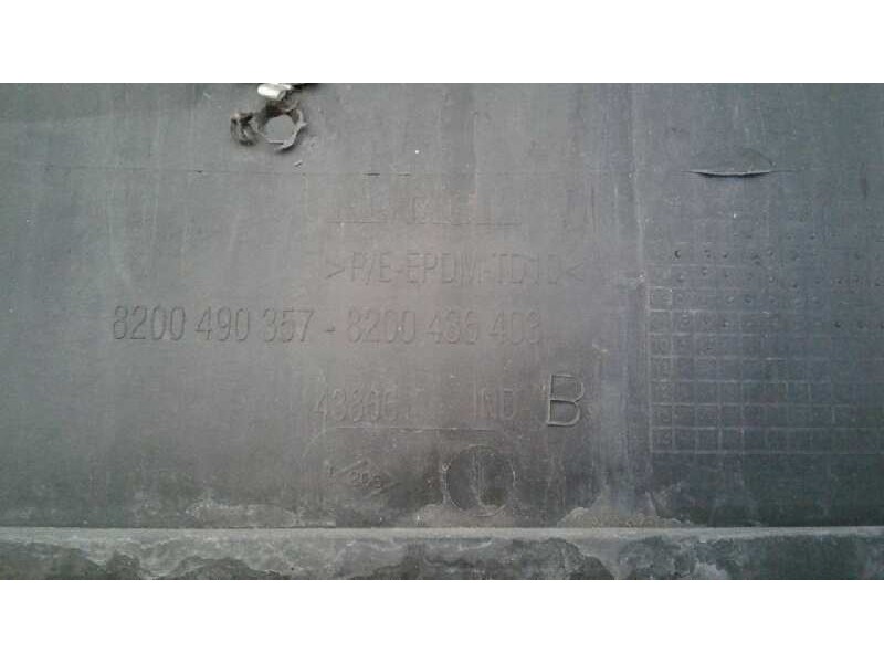 Recambio de paragolpes trasero para renault megane ii berlina 5p confort dynamique referencia OEM IAM 8200490357  