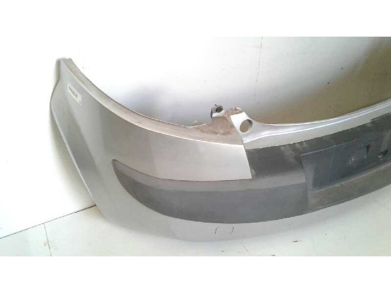Recambio de paragolpes trasero para renault megane ii berlina 5p confort dynamique referencia OEM IAM 8200490357  