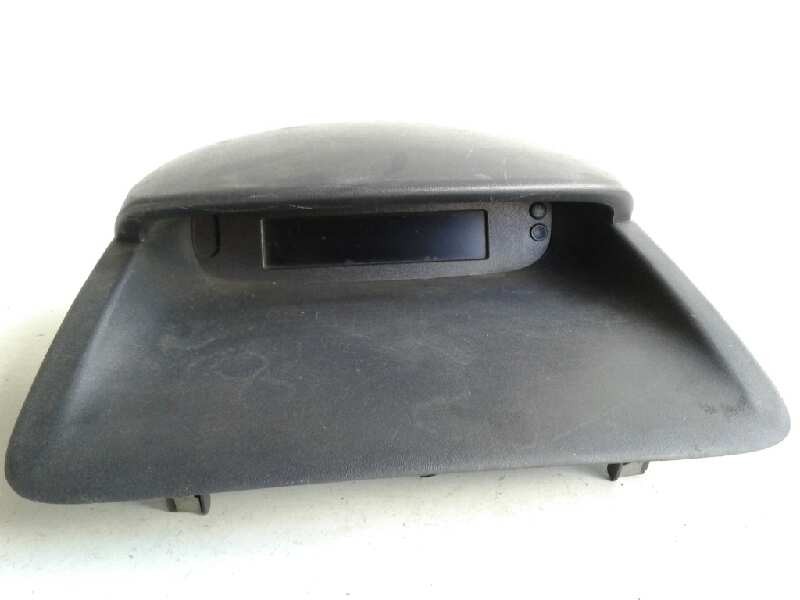 Recambio de pantalla multifuncion para renault clio iii confort dynamique referencia OEM IAM 8200307273  