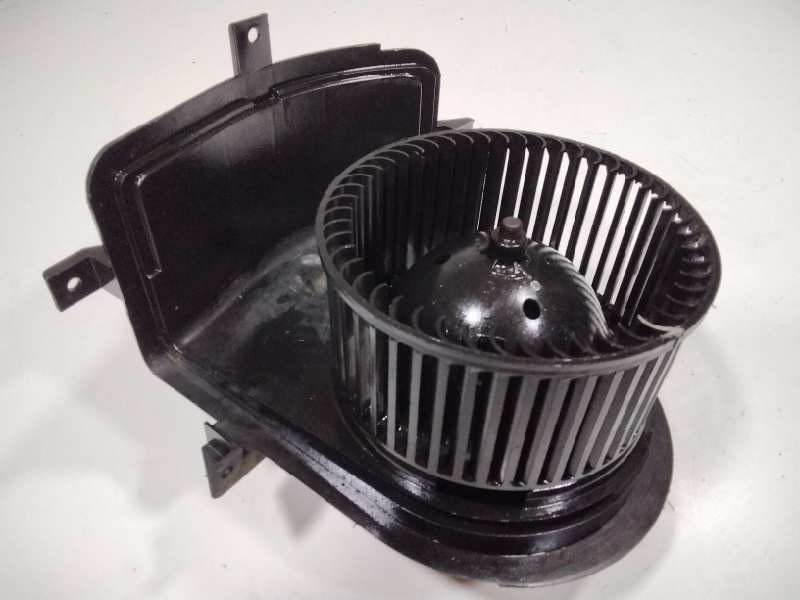Recambio de motor calefaccion para volkswagen golf iii berlina (1h1) gti referencia OEM IAM 1H1820021  