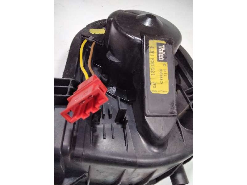 Recambio de motor calefaccion para volkswagen golf iii berlina (1h1) gti referencia OEM IAM 1H1820021  