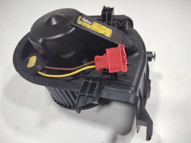 Recambio de motor calefaccion para volkswagen golf iii berlina (1h1) gti referencia OEM IAM 1H1820021  