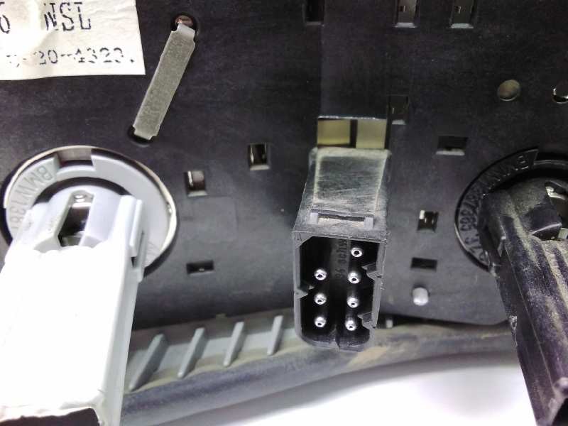 Recambio de piloto trasero derecho para bmw serie 3 berlina (e36) 320i referencia OEM IAM 1387046NSL  