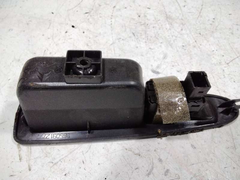 Recambio de mando elevalunas trasero derecho para citroen c4 berlina cool referencia OEM IAM 9650912777  