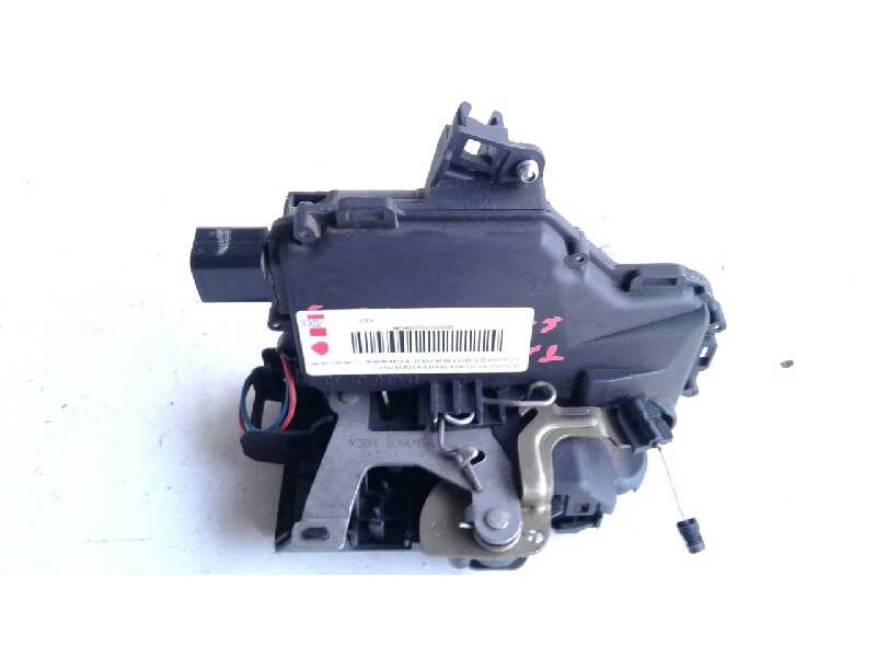 Recambio de cerradura puerta trasera izquierda para volkswagen bora berlina (1j2) conceptline referencia OEM IAM 3B4839015AL  