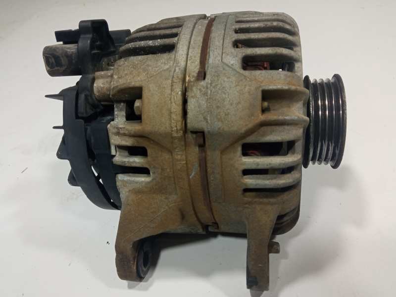 Recambio de alternador para mitsubishi carisma berlina 4 (da0) 1600 classic referencia OEM IAM 0124325010  