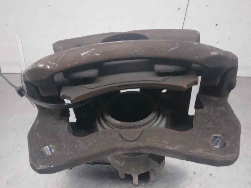 Recambio de pinza freno delantera derecha para mitsubishi carisma berlina 4 (da0) 1600 classic referencia OEM IAM   