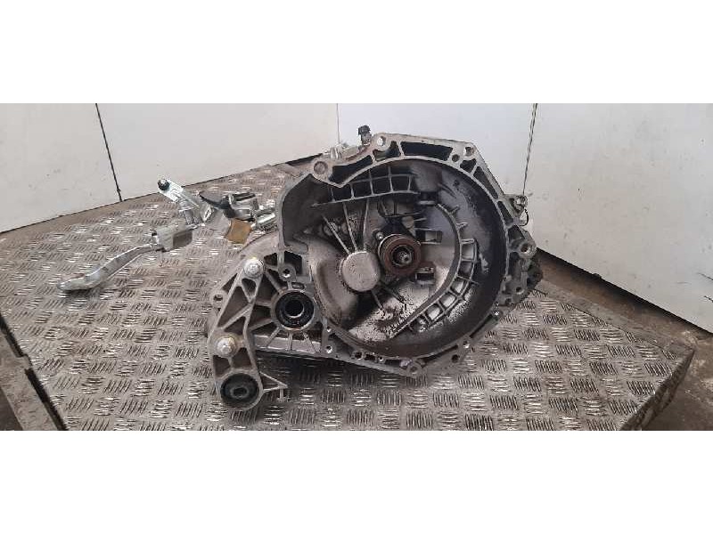 Recambio de caja cambios para opel corsa c club referencia OEM IAM F13C394  