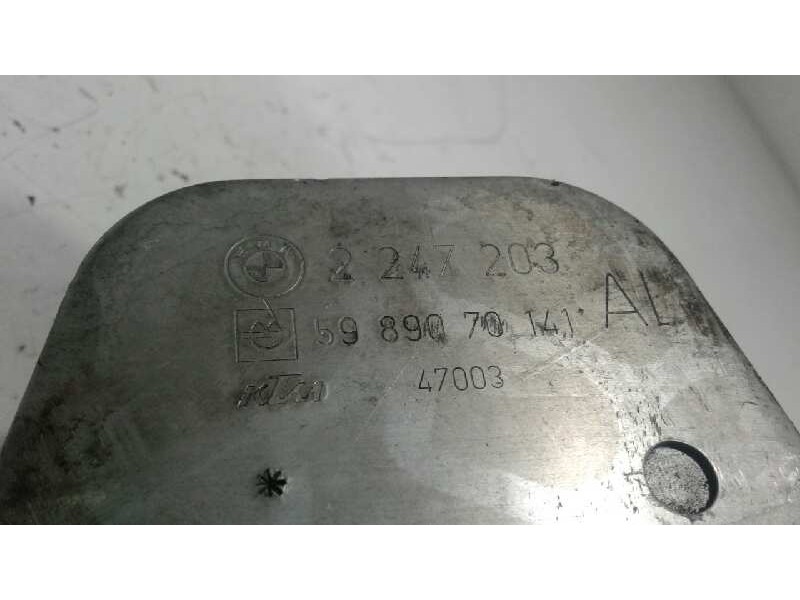Recambio de enfriador aceite motor para bmw serie 3 berlina (e46) 320d referencia OEM IAM 2247203  