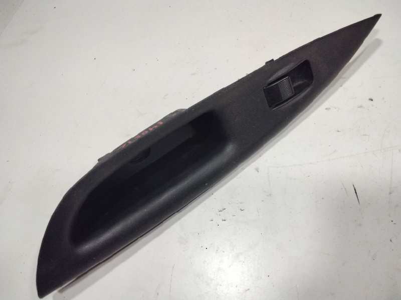 Recambio de mando elevalunas trasero izquierdo para mazda 6 berlina (gg) 2.0 crtd 136 active (5-ptas.) referencia OEM IAM GP9F66