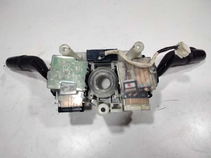 Recambio de mando luces para mazda 6 berlina (gg) 2.0 crtd 136 active (5-ptas.) referencia OEM IAM GJ6F66122  